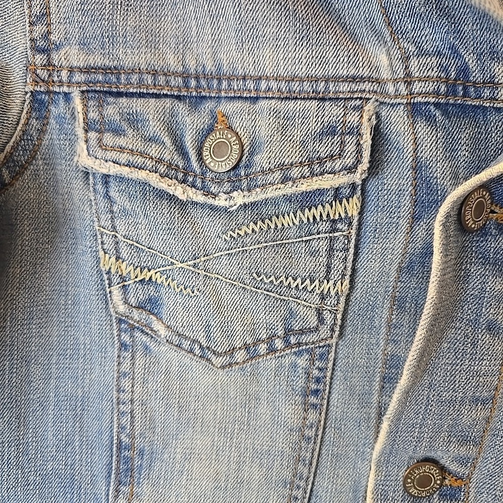 Aeropostale Denim Jacket Women's Small M Distressed Washed Crop Festival Y2K 90s - Picture 6 of 16